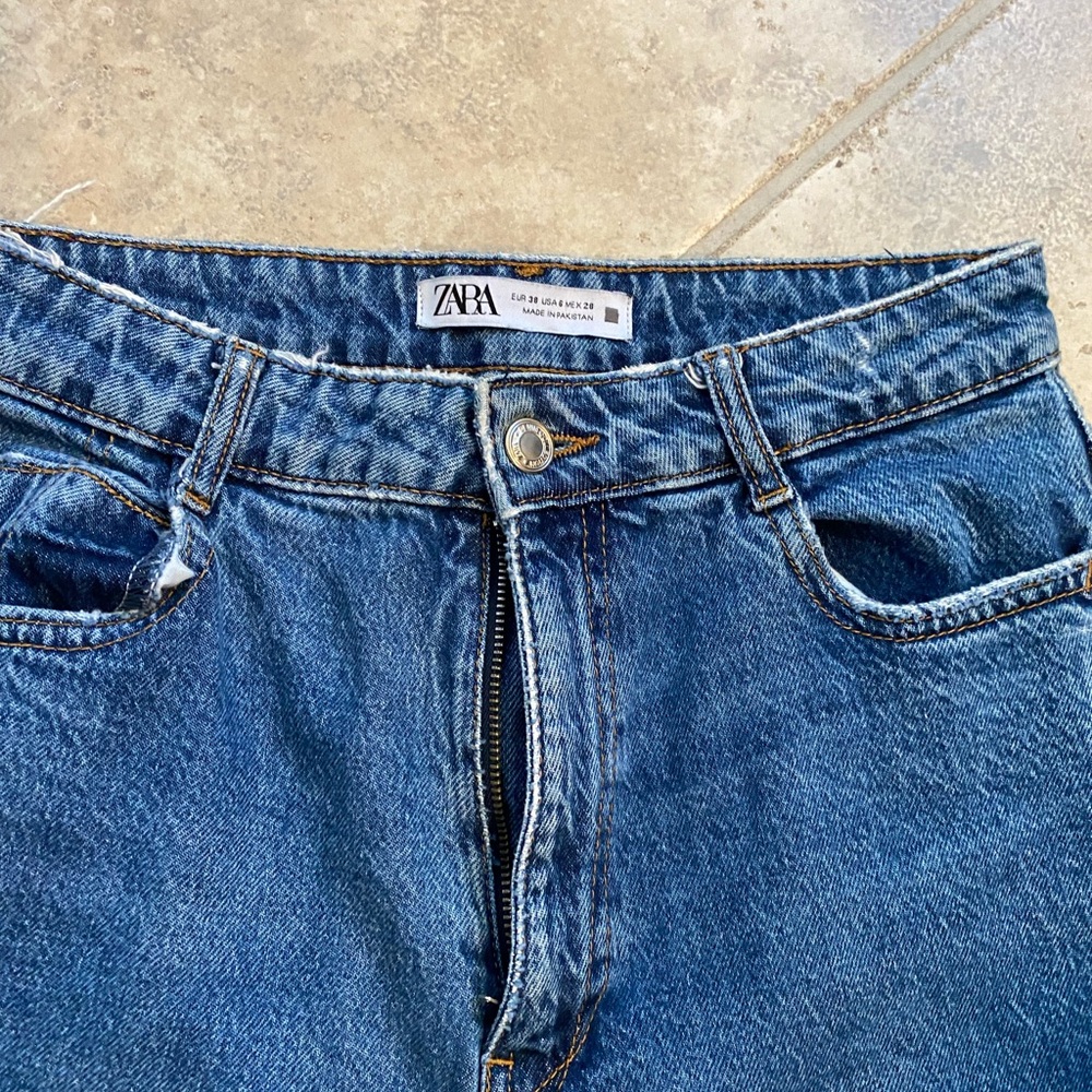 Zara Jeans - Picture 2 of 3